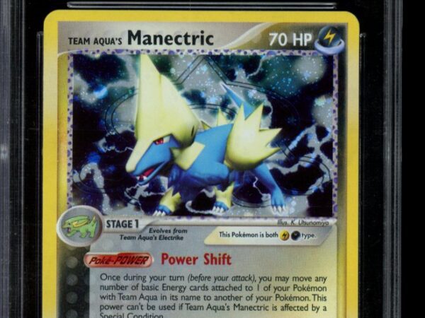 CGC 9 Team Aqua's Manectric 4/95 Holo - EX Team Magma vs Aqua
